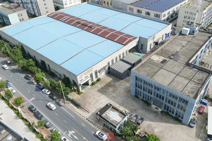 Vue aérienne du bâtiment de la société